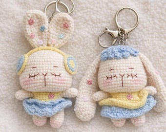 Soft Crochet Bunny Keychain, Wool Amigurumi Toy, Cute Gift for Kids or Collectors