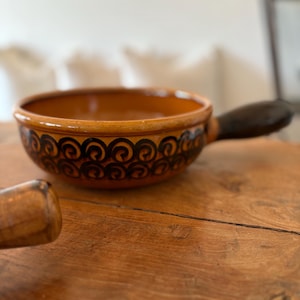 Vintage LANDERT Swiss Caquelon, Stoneware with Handle, LARGE, 1960’s