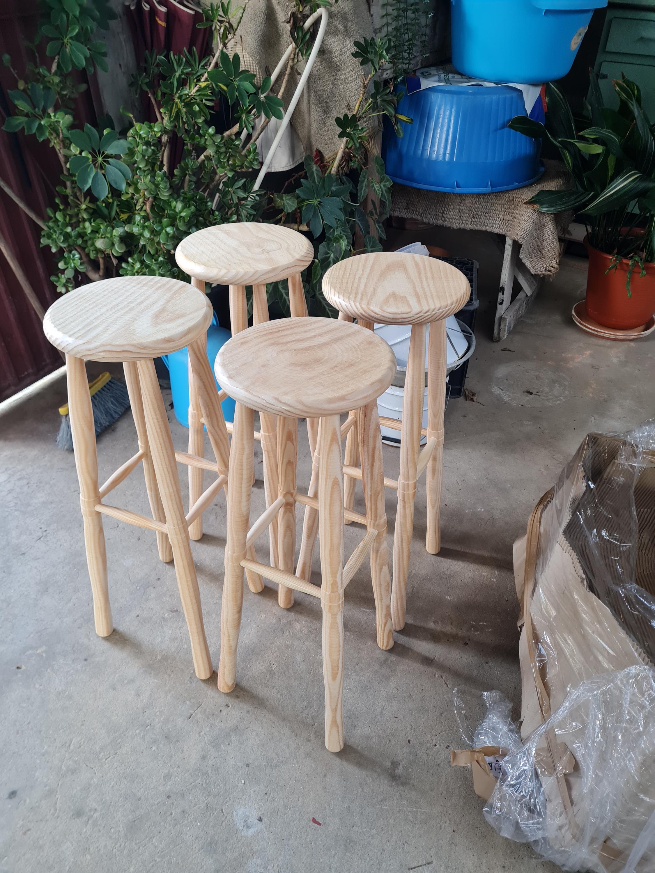 Holzhocker bad