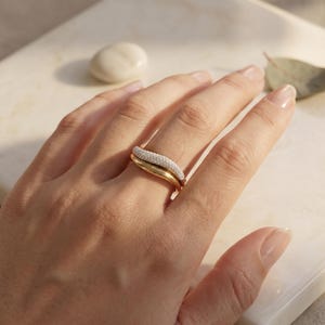 Wavy Stacking Ring Set, Dainty Wave Ring, Pave Diamond Band, Minimalist Gold Ring, Rings for Women, Unique Anniversary Gift for Her *RE019