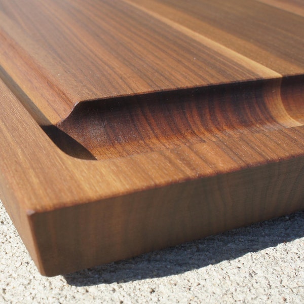 Unique gift, Wood, Cutting board, Walnut, Cherry or Maple - Extra Large Grooved