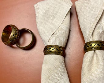 Anelli per tovaglioli vintage in ottone (set da 4)