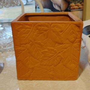 Maceta de terracota sin esmaltar de 5 x 5 hojas