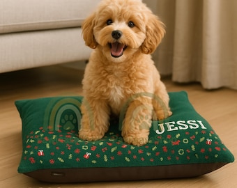 Personalized dog bed, Dog & Cat bed, Custom uniq name, Christmas print, Pet pillow, Cozy fluffy fleece top, washable cover, size 28"x18"