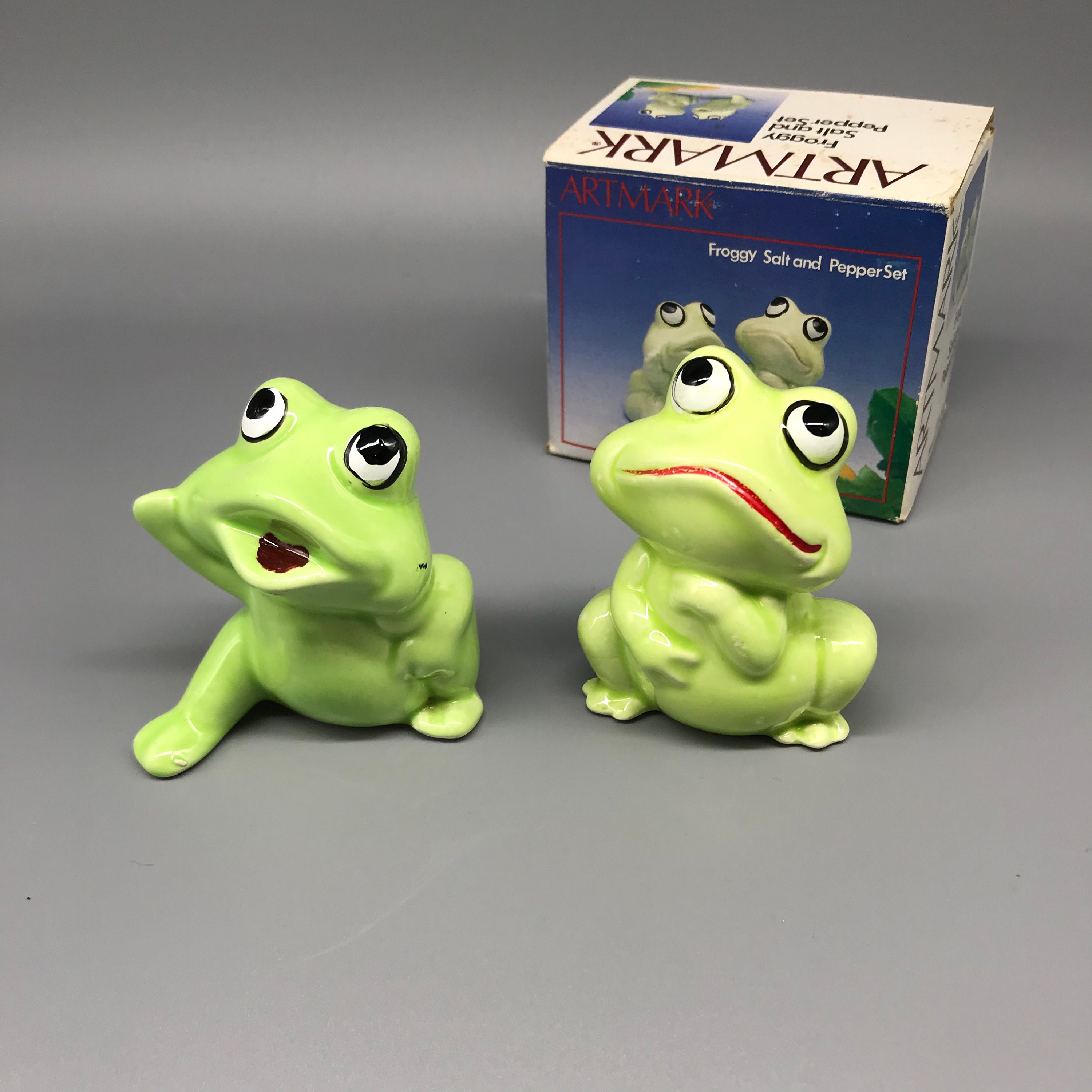 Vintage Frog Salt Pepper Shakers, Green Frog Shaker Set, Artmark Shaker