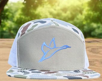CBW Duck Icon Flying 7 Panel Brown/Khaiki White Black Camo Snapback Trucker Hat, Embroidered Hunting Hat