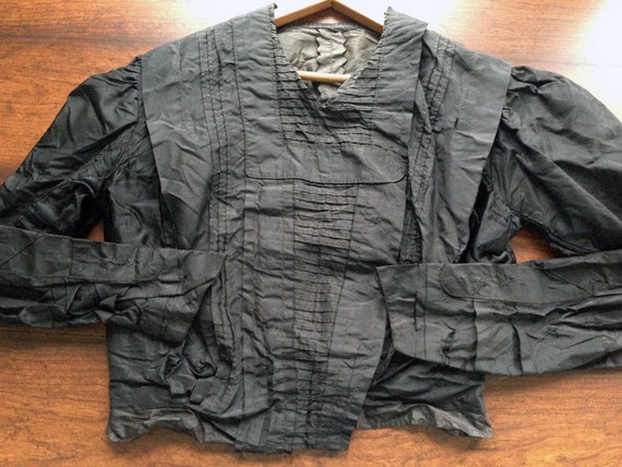 Victorian Blouse w/ Open Front & Small Pleating /