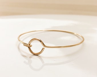 Simple geometric bangle, stacking gold bangle, geometric stacking bangle, minimalist gold bangle, simple gold bangle