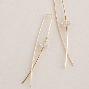 Threaders minimalistes, boucles doreilles herkimer diamond, boucles doreilles simplistes modernes, boucles doreilles en or délicat 14kt gold fill