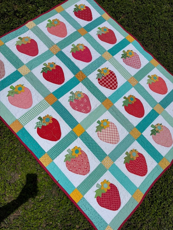 Strawberry Farmhouse Quilt, Handmade Strawberry Quilt, 53.5x66.5, Patchwork Farmhouse Bedding, Kitchen Quilt Decor