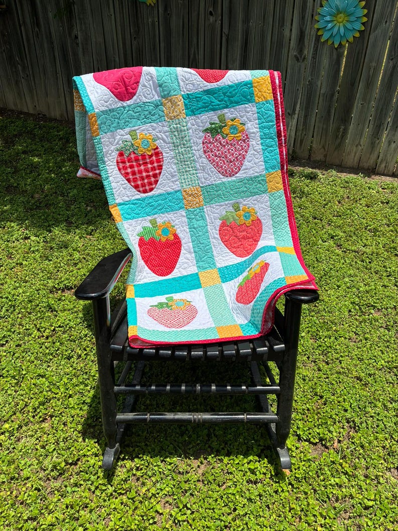 Lori Holt Strawberry Farmhouse Quilt – 53.5" x 66.5" – Luxury Heirloom Quilt – One of a Kind image 4
