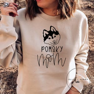 POMSKY MOM Sweatshirt , Dog Mama Sweatshirt , Dog Mom Gift, Dog Mom Sweatshirt , Dog Mom shirt, Dog Mom Tee, Unisex , Unisex