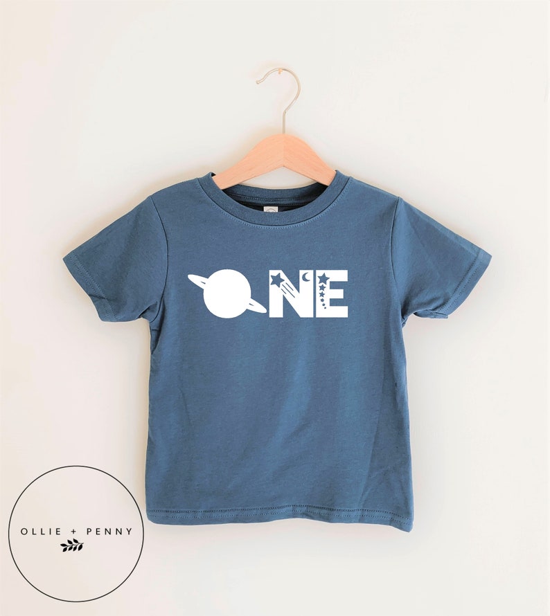 t shirt with thick collar