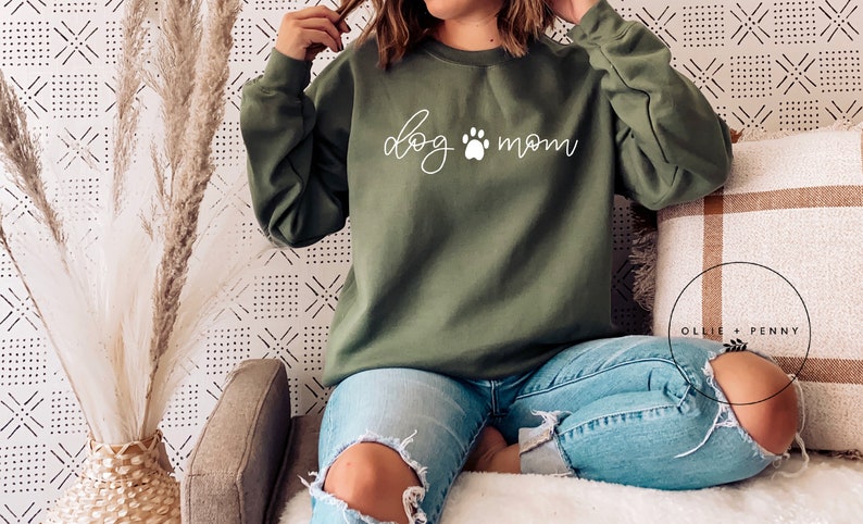 DOG MOM Sweatshirt, Dog Mom Sweatshirt, Dog Mom Gift, Dog Mom Sweatshirt, Dog Mom shirt, Dog Mom Tee, Dog Mom Shirt for Women, Unisex image 1