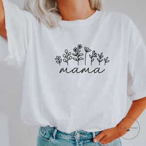 Floral Mama T-Shirt, Minimalist Mama tee, Mama shirt, Mom Crewneck, Oversized, Gift for Her, Gift for Mom, Ollie and Penny, Comfort Colors