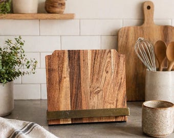 Soporte de mesa para libros Hearth & Hand Magnolia Warm Wood Brass de 9.5 pulgadas, como nuevo.