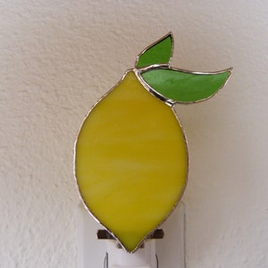 Night Light, Yellow Stained Glass Lemon, Wall Plug In, Kitchen Dining Room Bedroom Bathroom Decor, Light Sensor Swivel Rotating Nightlight