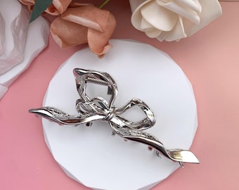 Silver Bow Metal Hair Claw Clip for Women, Elegant  display picture 2