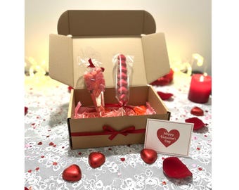 ValentinesGiftForHer, LuxuryGiftBox, RomanticGift, GiftBoxForHer, ValentinesSurprise
