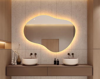 Unregelmäßiger LED-hintergrundbeleuchteter Badezimmerspiegel, asymmetrischer beleuchteter Kosmetikspiegel, LED-Wandspiegel, Schlafzimmer-Kosmetikspiegel, beleuchteter Spiegel