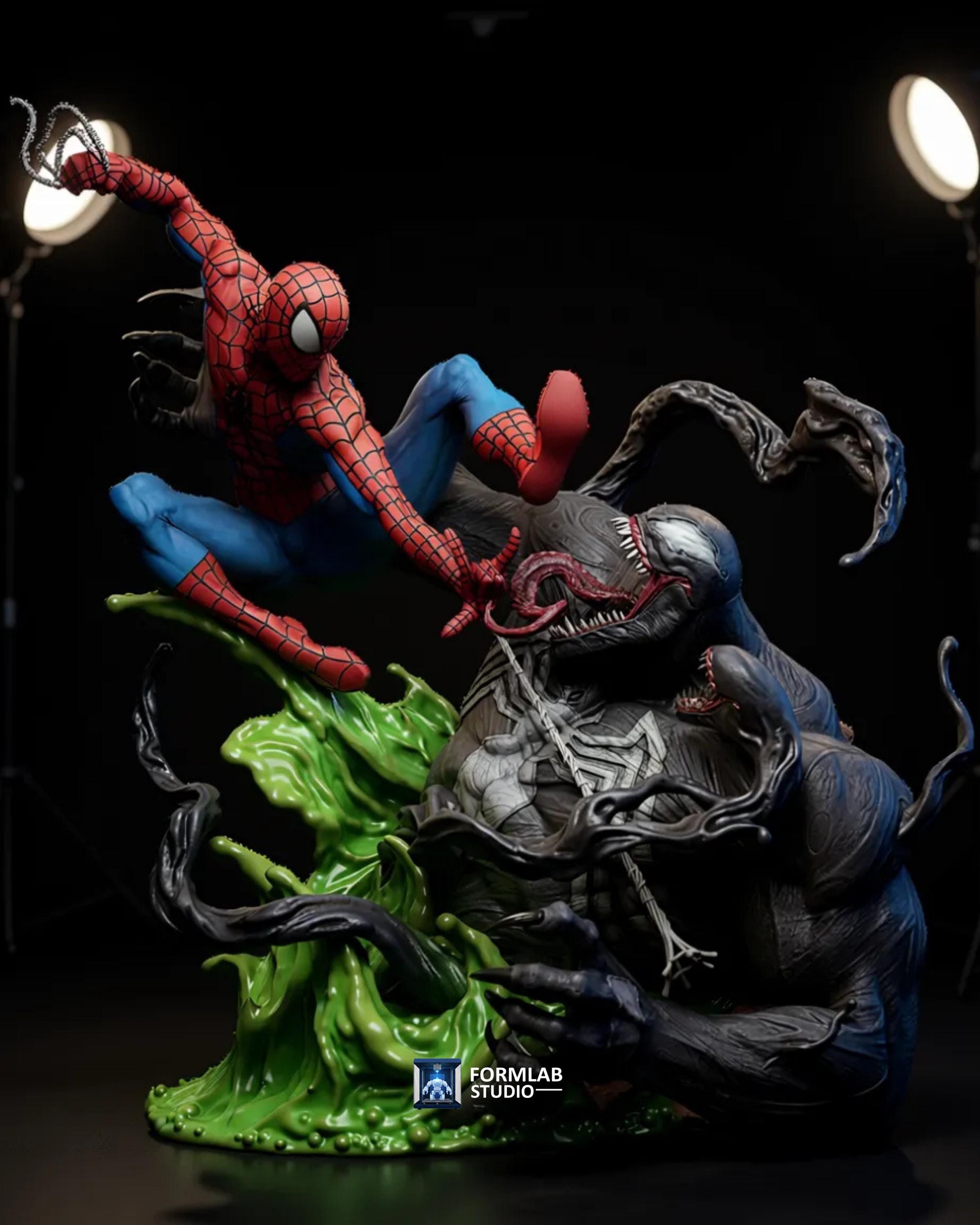Spiderman vs venom statue - Etsy 日本