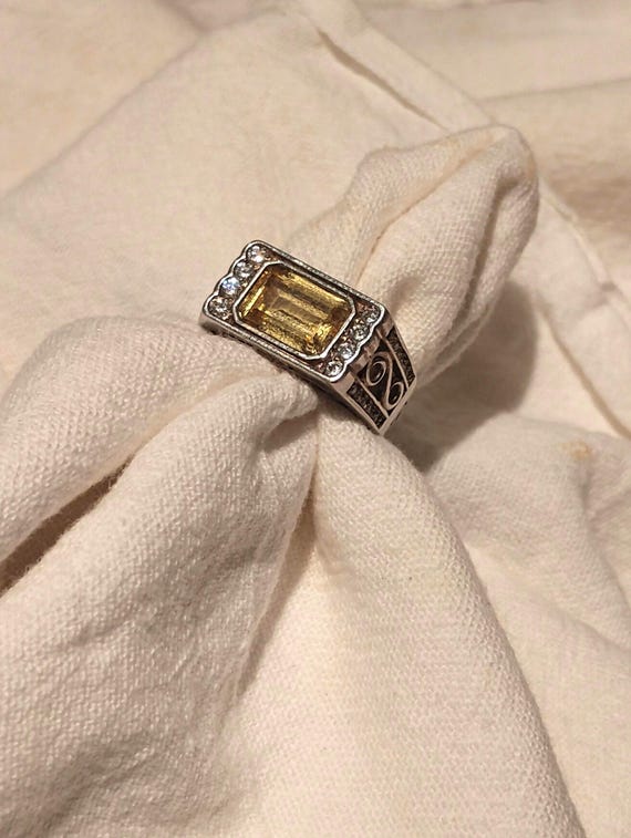 Sterling silver ring with a rectangular citrine a… - image 1