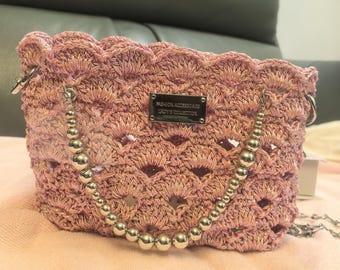 Handgemaakte roze gehaakte tas met glitters | Geschulpte rand | Zilveren ketting met kralen | Kawaii Fashion-handtas