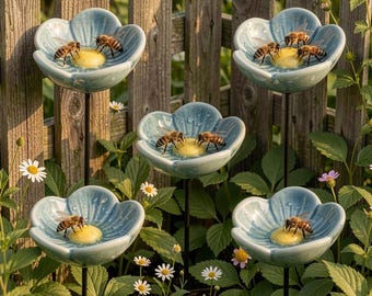 Set van 5 bijen-waterstations, sprookjesachtige tuinornamenten, cadeaus voor tuinliefhebbers, speelse verandaversiering, plantenstokken, keramische tuinkunst