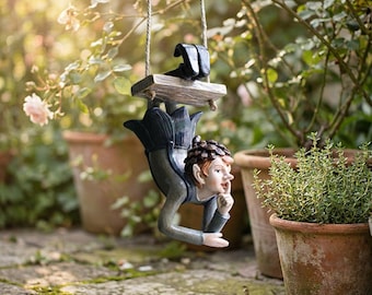 Handbemalte Garten-Pixie-Verzierung, schwingender Elfenbaum-Umarmer, wunderliche Außenhofkunst, Feengartendekor, Baumdekor im Freien, Geschenk für Sie