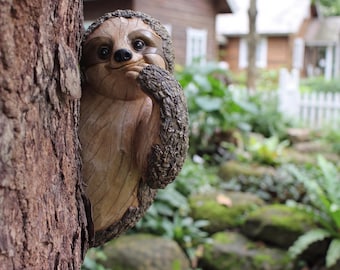 Niedliches Faultier Baumdekor, Gartenstatue aus Harz, wetterfeste Hofkunst, einzigartiges Geschenk für Pflanzenliebhaber, Hofkunst, Einweihungsgeschenk
