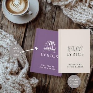 Caderno personalizado para composição de músicas, com design minimalista.