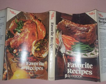 Vintage FAMILY CIRCLE Favorite Recipes COOKBOOK - Hardcover Book  with Dust Jacket - 1983