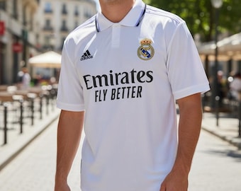 Real Madrid Benzema collector's football shirt, size XL