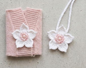 Crochet Flower Pattern PDF | Crochet Spring Blossom Necklace, Bookmark & Mini Buttons | Beginner Crochet Flower Pattern with Video Guide