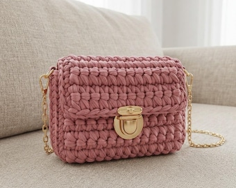 Crochet Bag Pattern PDF | Easy T-Shirt Yarn Purse Crochet Pattern | Beginner Crossbody Bag Tutorial with Video Guide