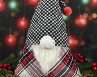 Christmas Gnome Pillow Sewing Pattern with Video (PDF)