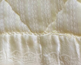 vintage 1950’s pale yellow baby blanket, quilted baby blanket, sateen floral edge