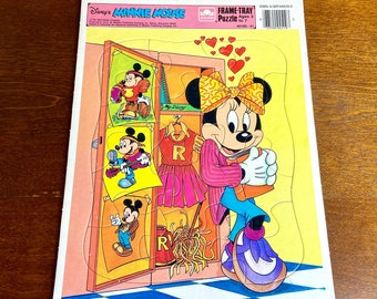 vintage Minnie Mouse cheerleader frame tray puzzle, Walt Disney Co, age 3-7