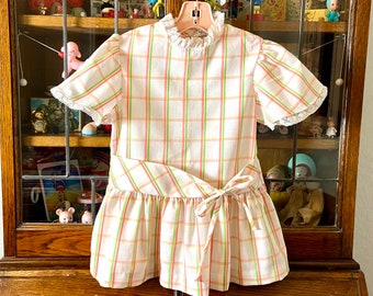 vintage pastel plaid girls dress, lace collar and trim at sleeves, 3T, bright pink & green, mary jane dress, oversized flowy sleeves