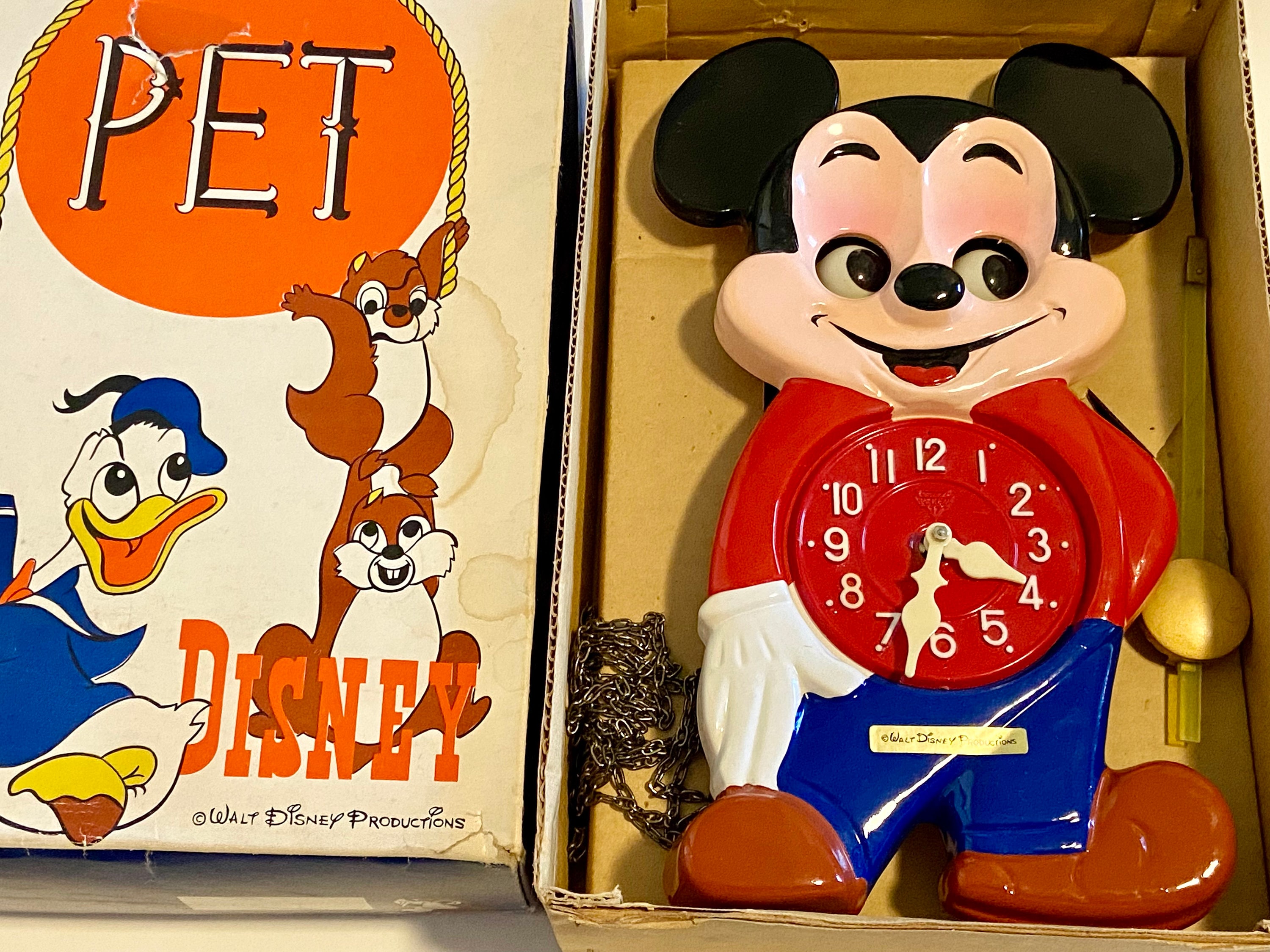 Vintage Mickey Clock - Etsy