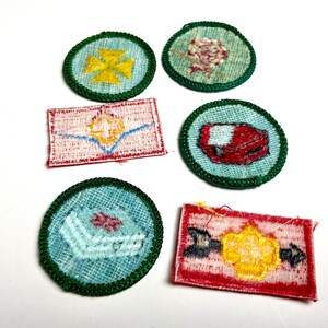 vintage 1960s 1970s Junior Girl Scout badges, set of 6, NOS unused, Girl Scout patches image 5