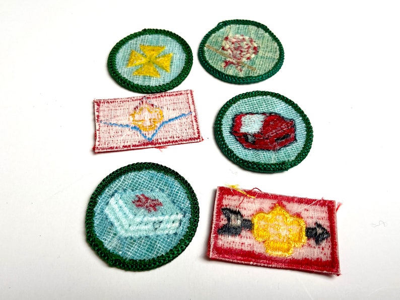 vintage 1960s 1970s Junior Girl Scout badges, set of 6, NOS unused, Girl Scout patches image 5