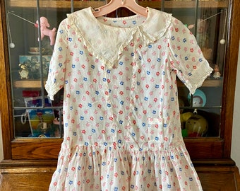 vintage girls sheer, floral dress, delicate fabric with lace trim at collar and sleeves, size 6, 6T