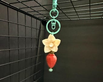 Strawberry Blossom Chew Dangle – Rat Chew Toy, Cottagecore Hanging Enrichment, Sola Wood Strawberry Toy