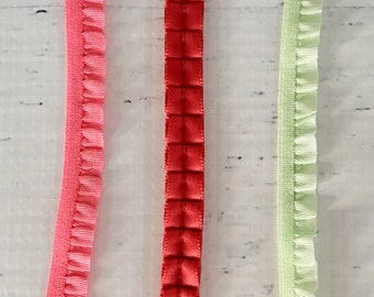 Stampin' Up  3/8" Ruffle Trim in Strawberry Slush, Riding Hood Red, or Pistachio Pudding, 2 yds, scrapbooking, papercrafting