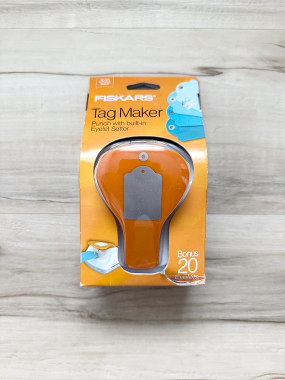 Fiskars Tag Maker Paper punch with Built-In Eyelet Setter, Makes 3 X2" tag, eyelet sizes 3/16-5/32", paper craft, card making, art journal
