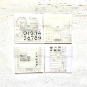 Close to My Heart-stempelsets, 4, voorzichtig gebruikt, doorzichtig, kleine herinnering, momenten in de tijd, Save The Date, Year Noted, planner, kalender, dagboek