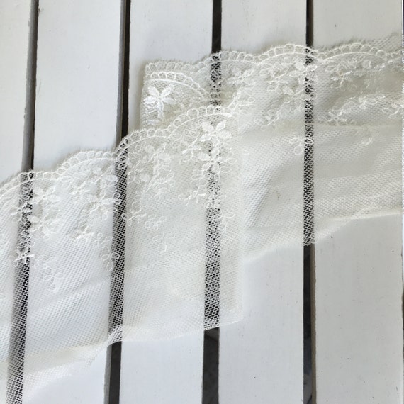 Maya Road Scallped Lace Trim Ribbon in cloud,  approx 4 in. wide, sold by the yard, for scrapbooking, card making, sewing, fabric arts