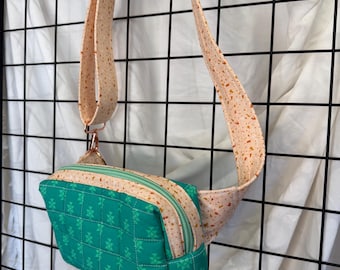 Quilted Crossbody Bag | Handmade Small Purse | Everyday Crossbody | Zipper Pouch Bag | Lightweight Purse | Backroads and Blanks