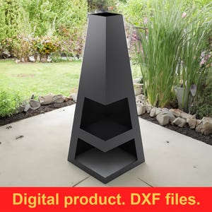 Peut inclure: Une cheminée extérieure noire et géométrique avec un sommet carré et deux sections ouvertes. Le texte "Digital product. DXF files." est affiché dans une bannière rouge en bas de l'image. La cheminée est sur un patio en béton.